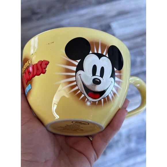 Walt Disney Mickey Mouse Cartoon Coffee Tea Soup Mug Yellow Large Cup 16 oz - Picture 4 of 5